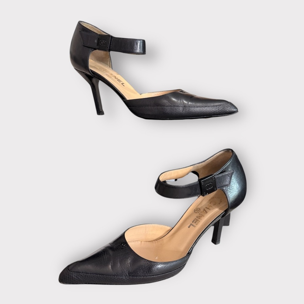 Chanel Vintage 2002 D’Orsay Pumps – Black Leather – Size 40.5 9 10